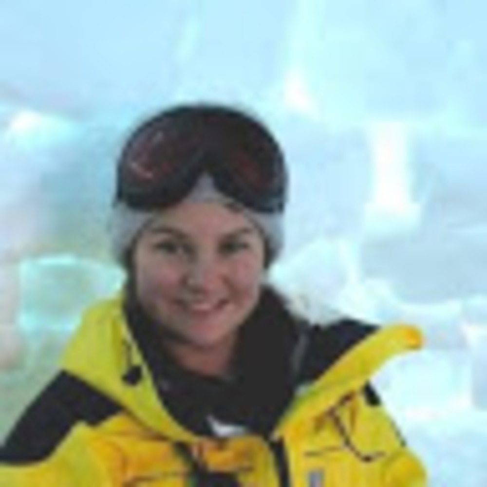 Meet your Posher, Caitlin